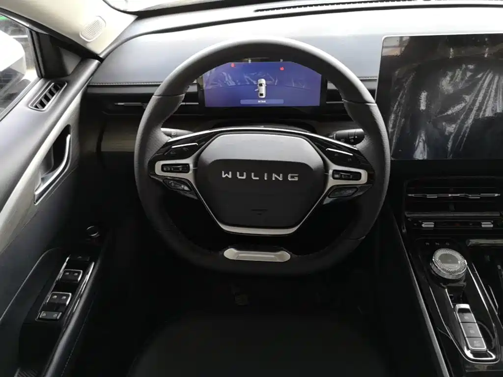 Wuling Xingguang — миниатюра 11