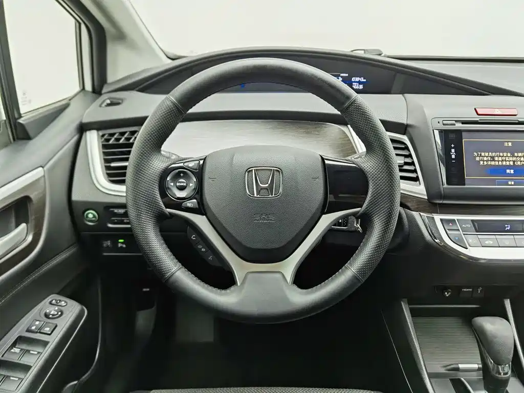 Honda Jade — миниатюра 11