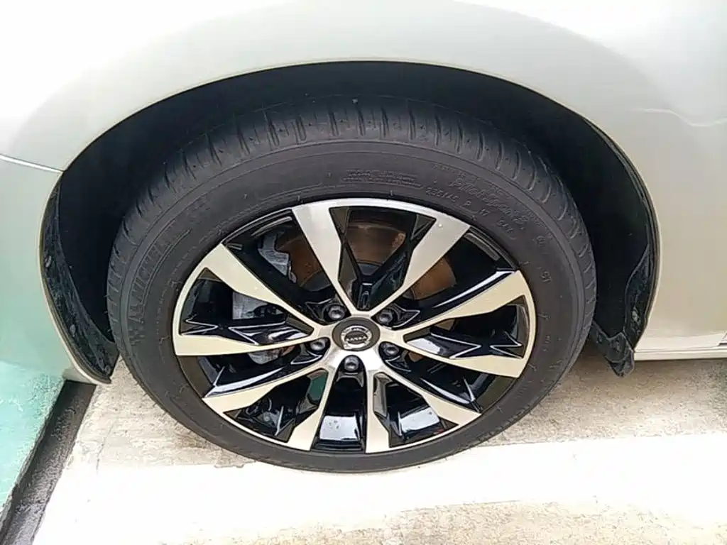 Volvo S60 — миниатюра 23