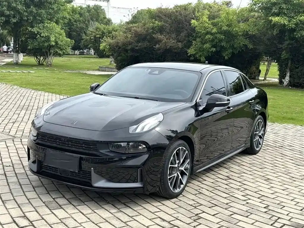 Lynk & Co 03 2021