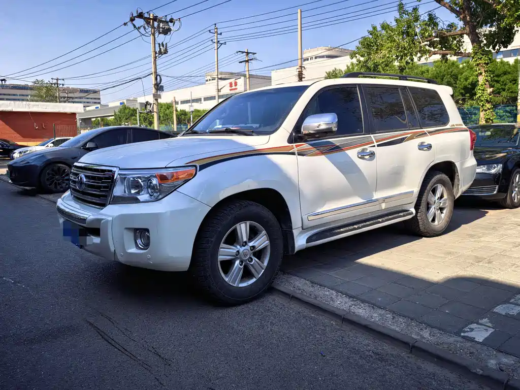 Toyota Land Cruiser 2014