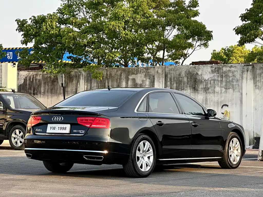 Audi A8 2013 A8L 45 TFSI quattro Comfort