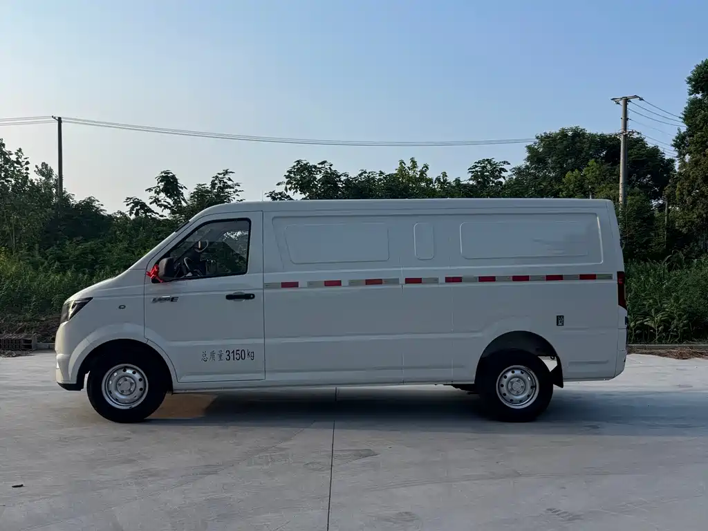 Dongfeng EM27 — миниатюра 3