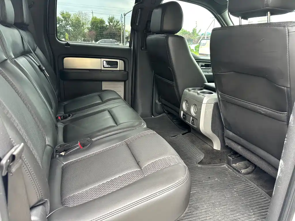 Ford F-150 Raptor — миниатюра 14