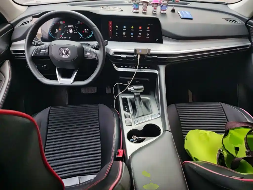 Changan CS35PLUS — миниатюра 10