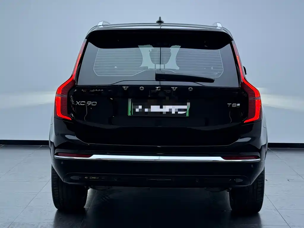 Volvo XC90 PHEV — миниатюра 5