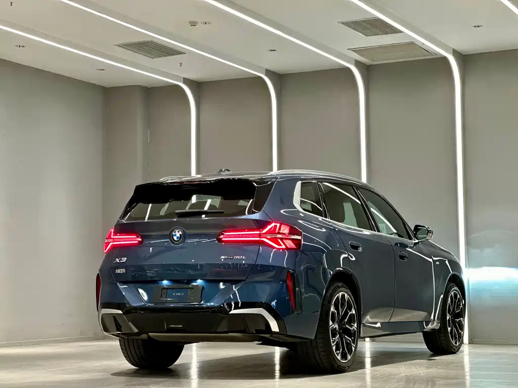 BMW X3 2025 xDrive30L Premium M Sport