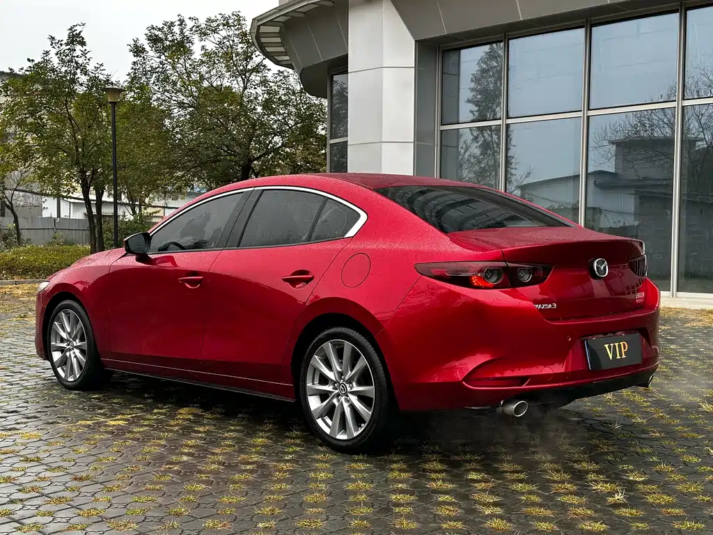 MAZDA 3 ANGKESAILA