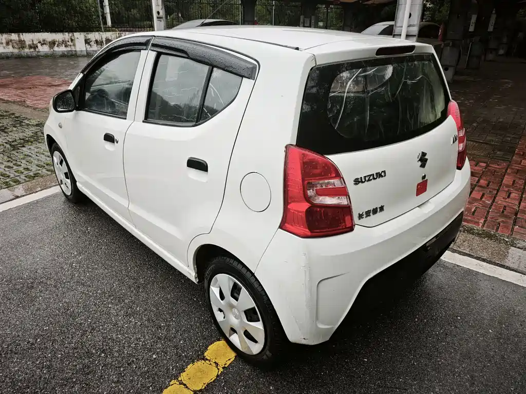 Suzuki Alto 2013 1.0L MT