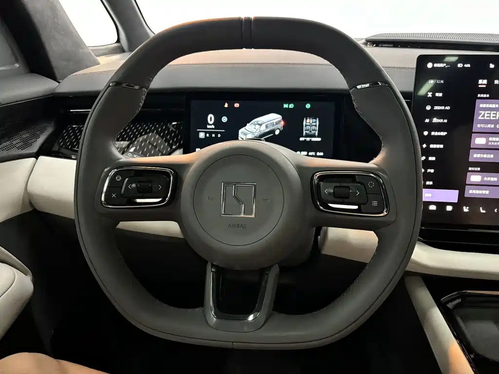 Zeekr 009 2024 мест 108kWh