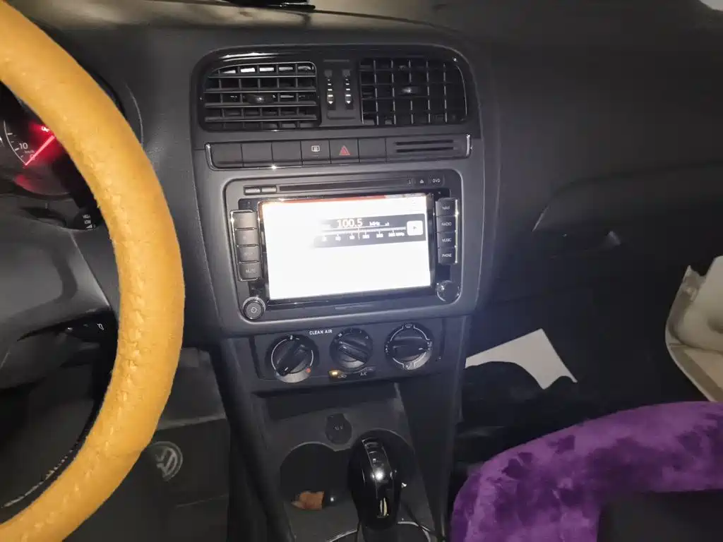 Volkswagen Polo — миниатюра 14