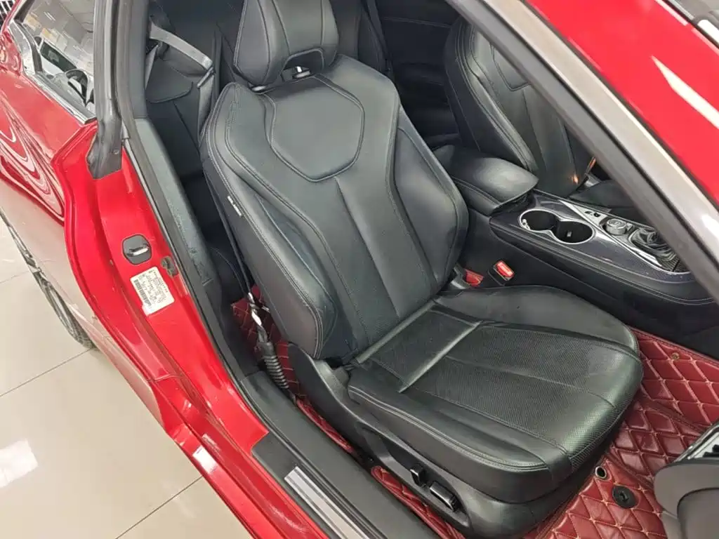 Infiniti Q60 — миниатюра 25