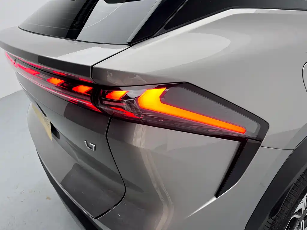 GEELY GALAXY GALAXY L7