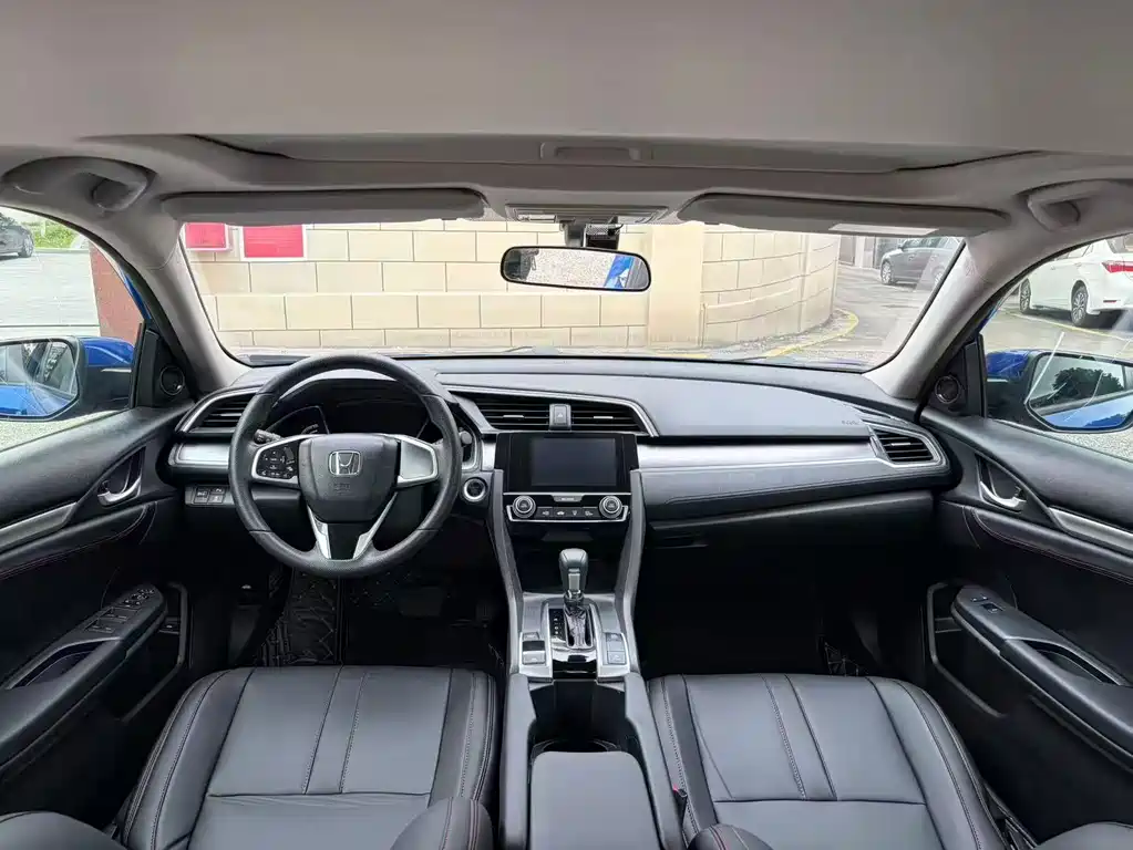 Honda Civic — миниатюра 9