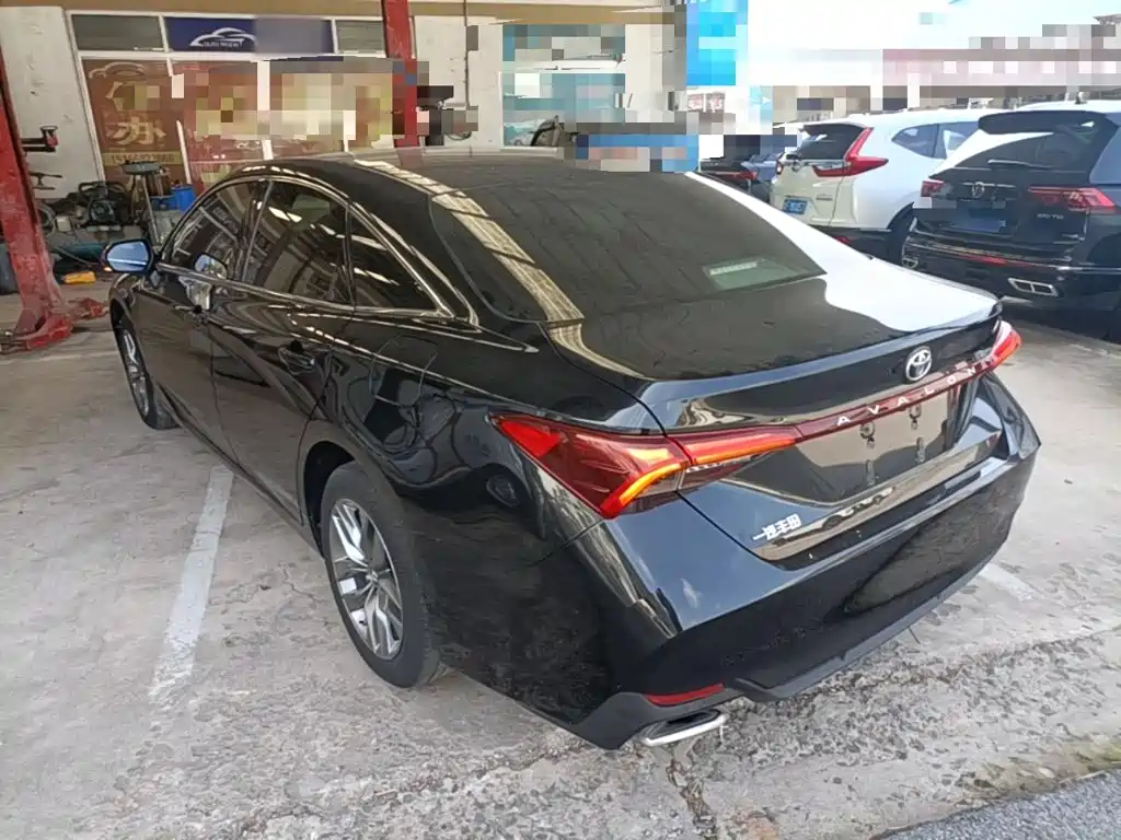 Toyota Avalon — миниатюра 5