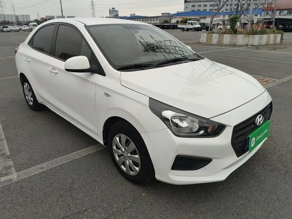 Hyundai Verna — миниатюра 4