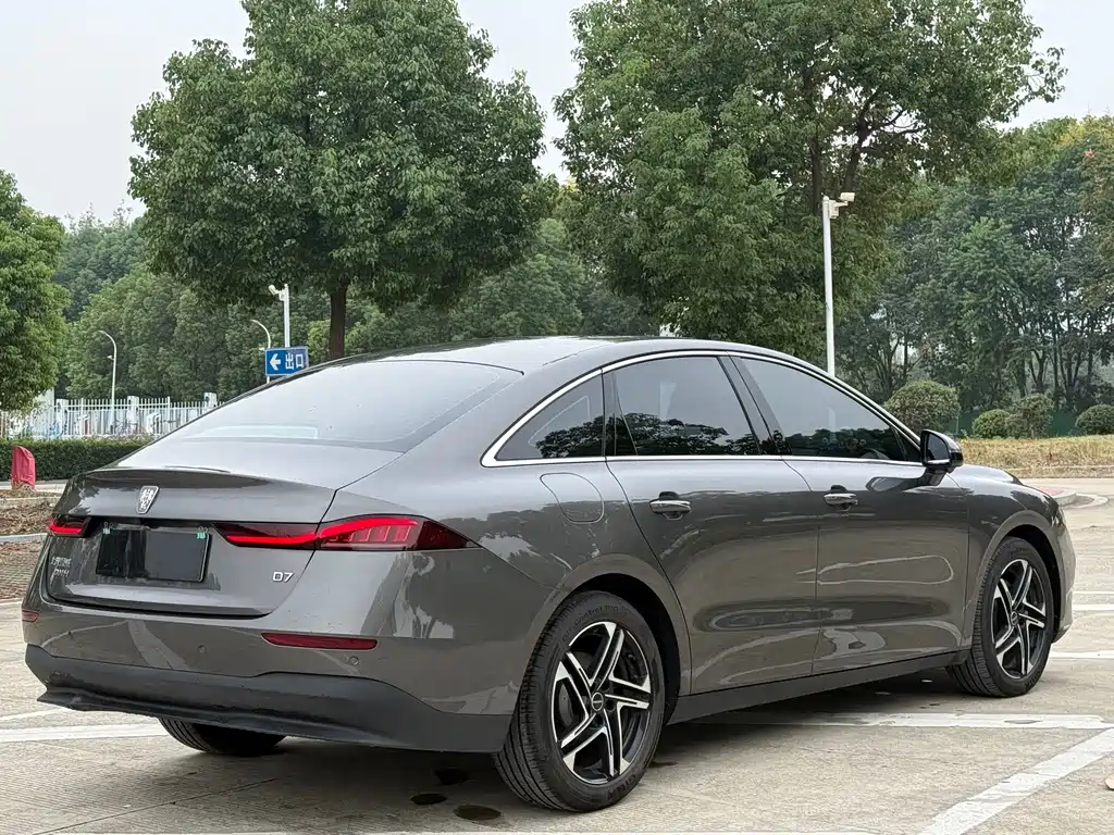 Roewe D7 — миниатюра 11