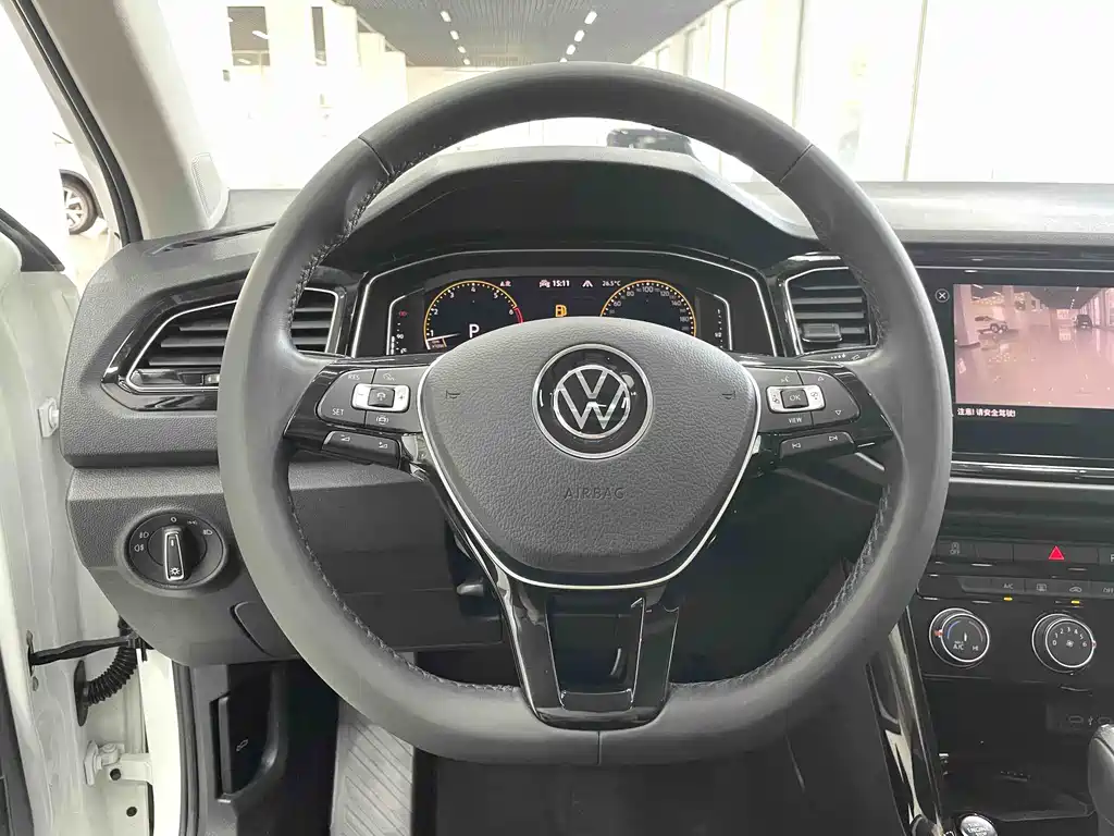 Volkswagen T-Roc 2021 280TSI DSG Smart Connect