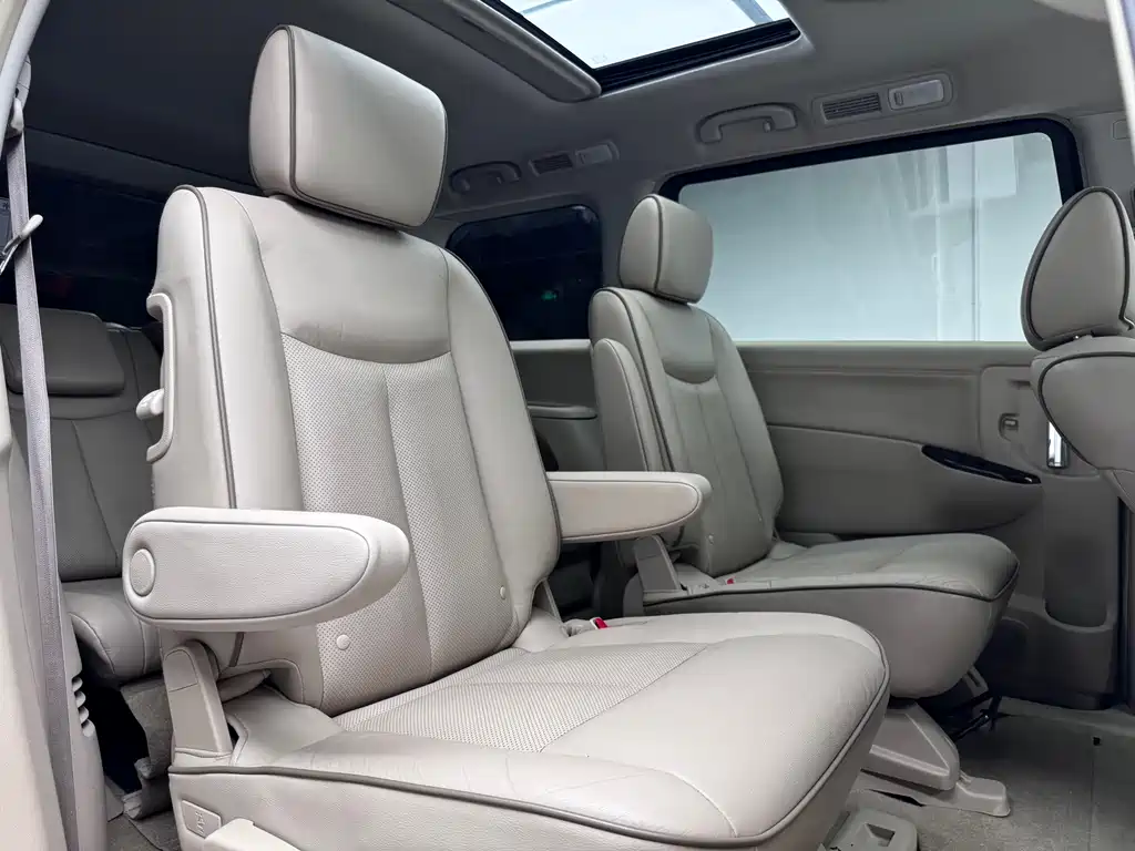 Nissan Quest — миниатюра 19