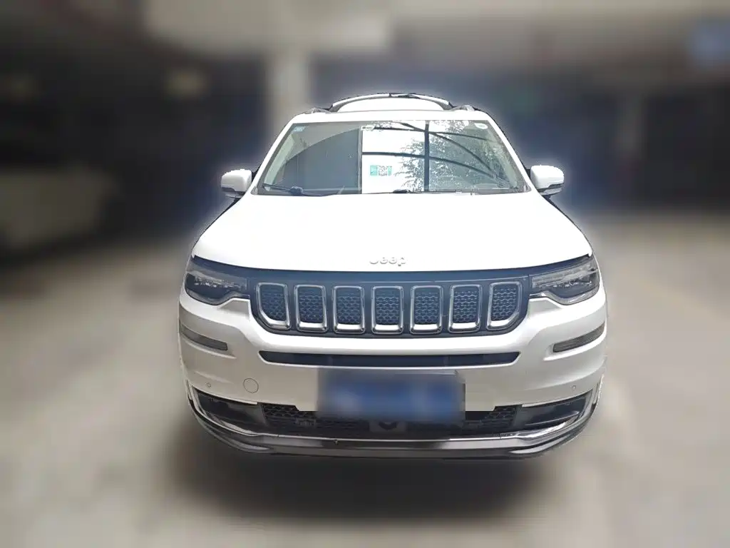 Jeep Grand Commander — миниатюра 23