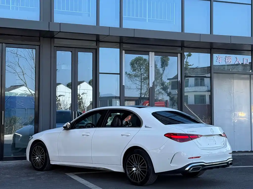 MERCEDES-BENZ C CLASS