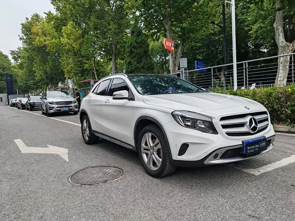 Mercedes-Benz GLA — миниатюра 2