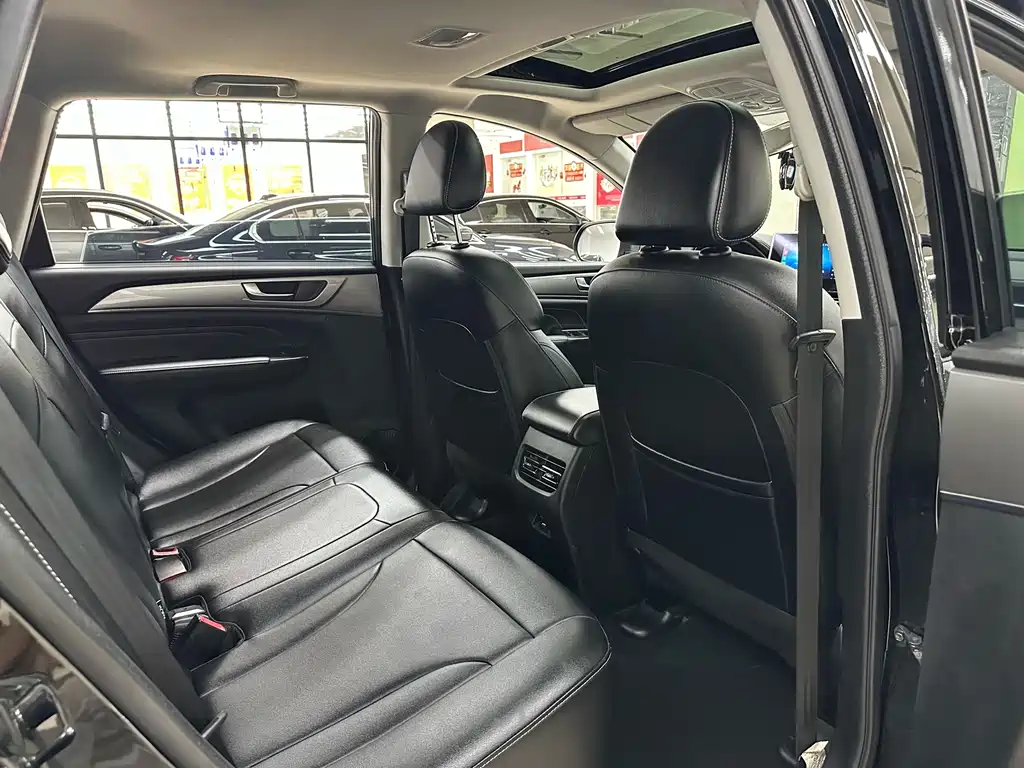 Haval M6 2021 PLUS 1.5T DCT