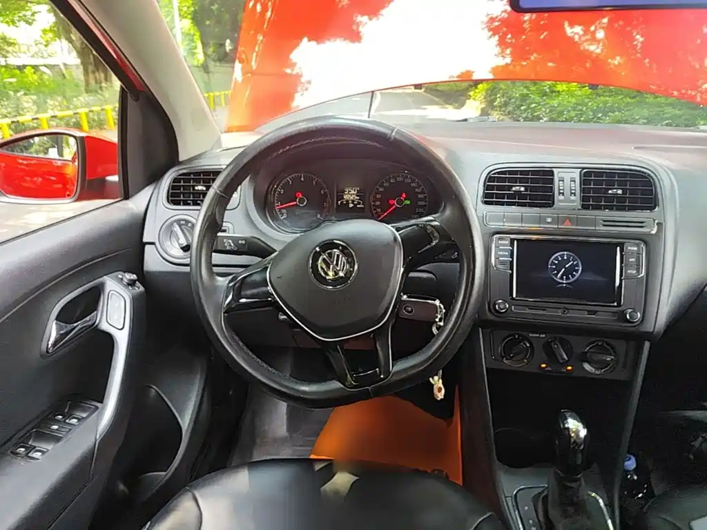 Volkswagen Polo — миниатюра 11