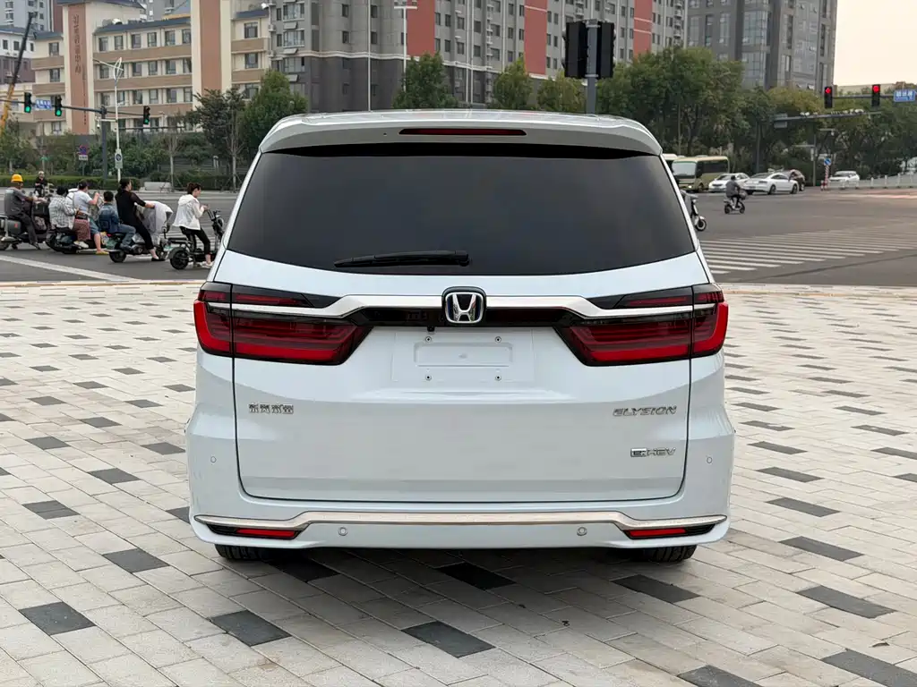 Honda Elysion — миниатюра 7