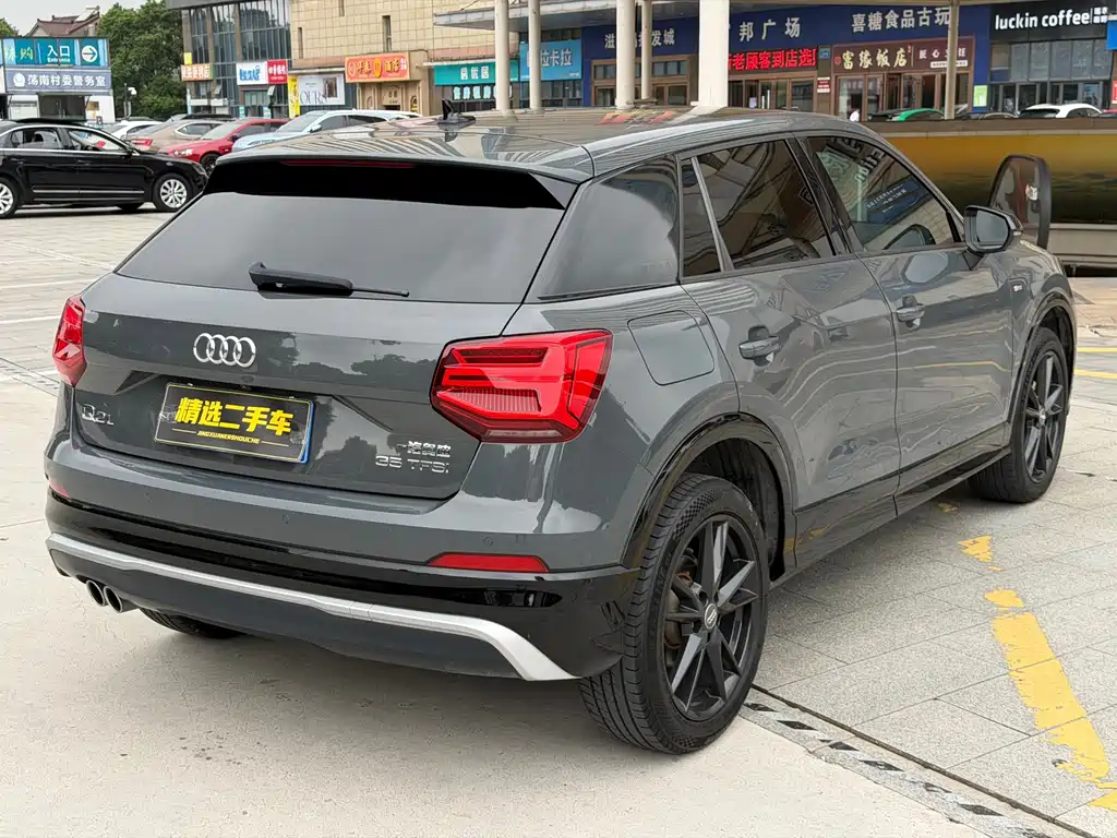 Audi Q2L — миниатюра 6