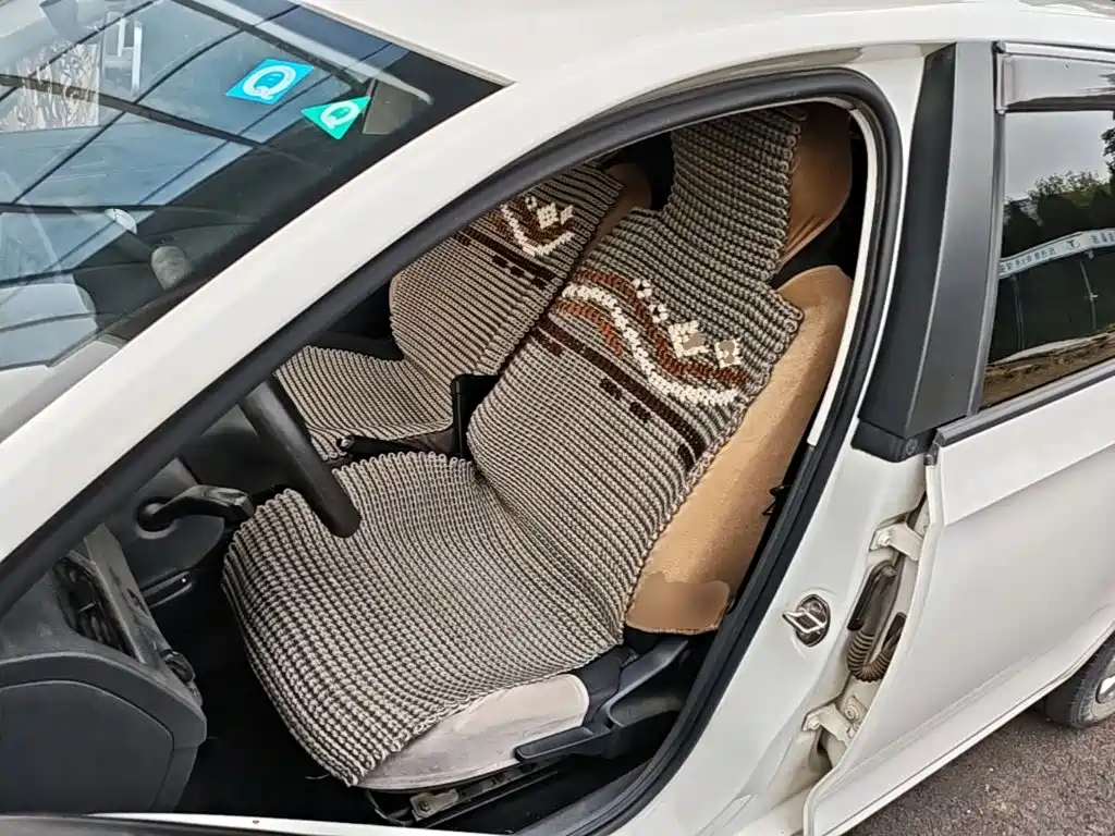 Skoda Rapid Spaceback — миниатюра 15