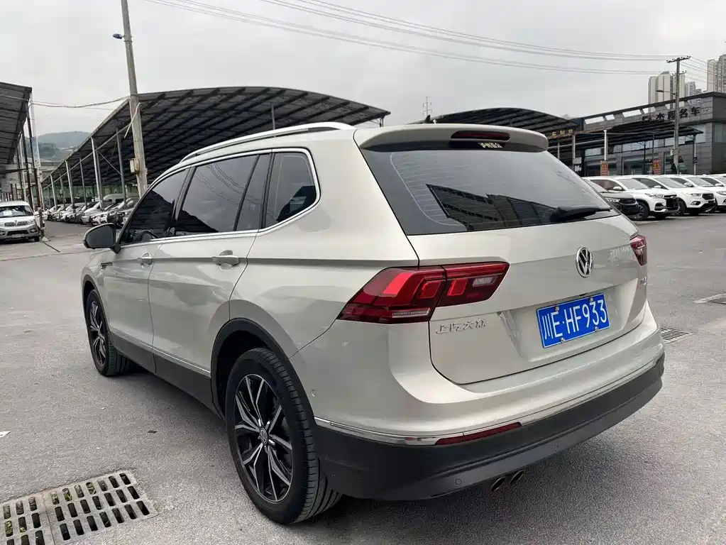 Volkswagen Tiguan L — миниатюра 6