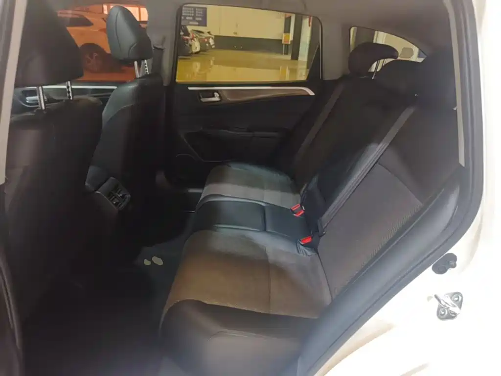 Honda Jade — миниатюра 17