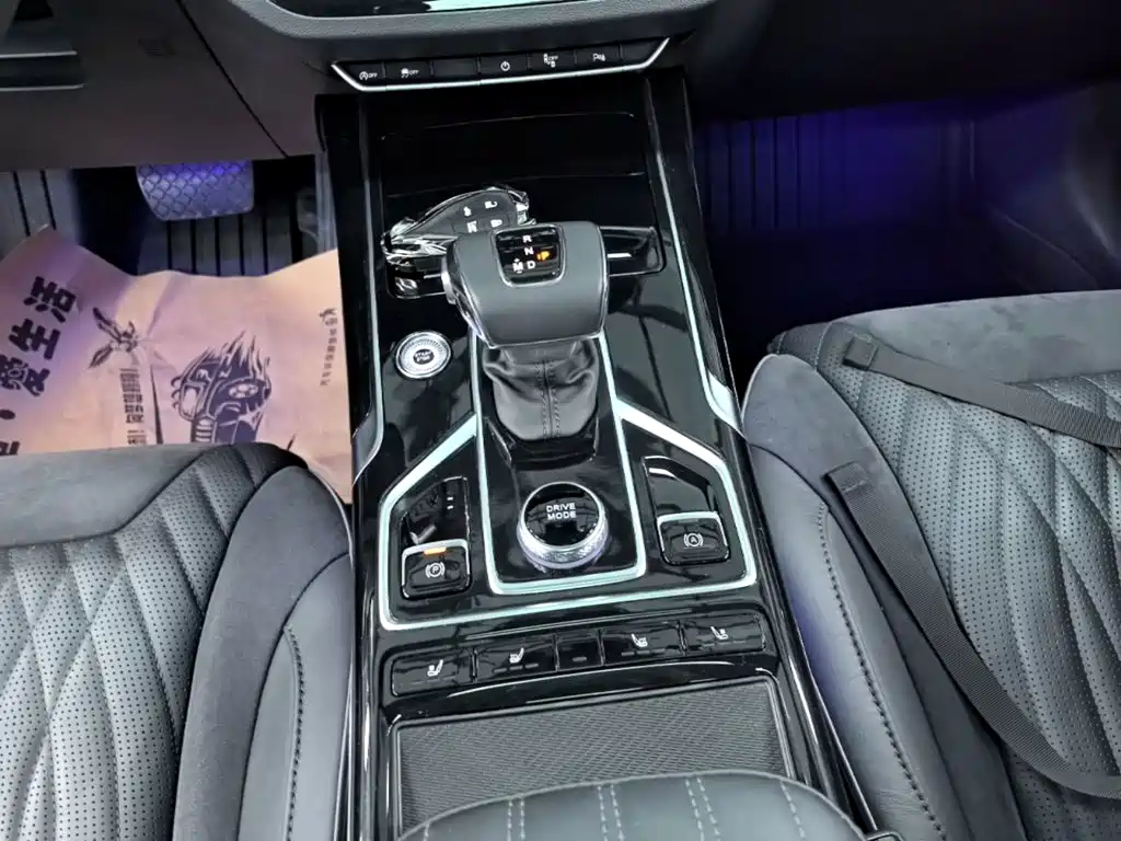 Hongqi Hongqi HS5 — миниатюра 14