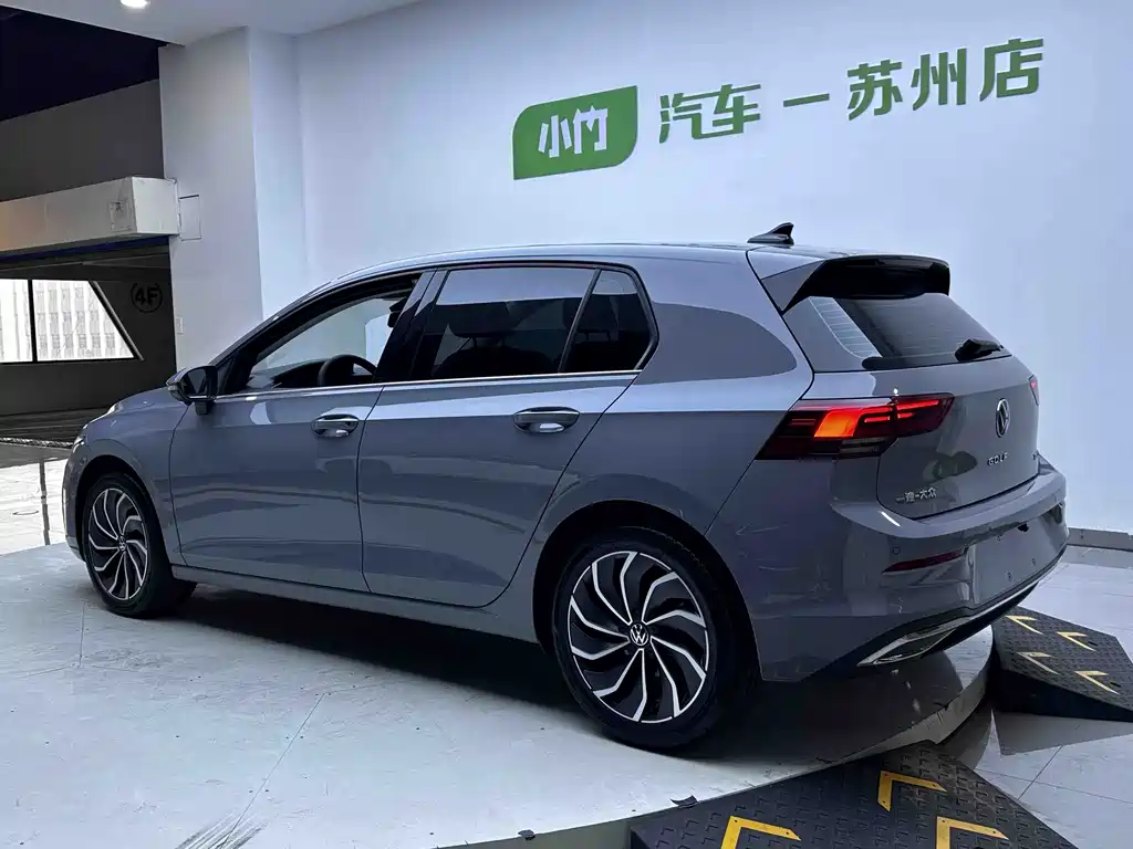 Volkswagen Golf 2021 280TSI DSG 30