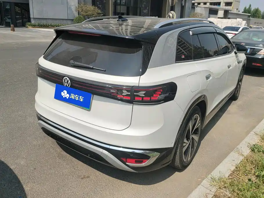 Volkswagen ID.6 Crozz — миниатюра 3