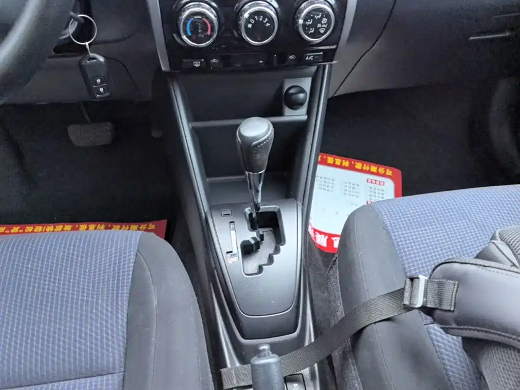 Toyota Yaris L — миниатюра 14