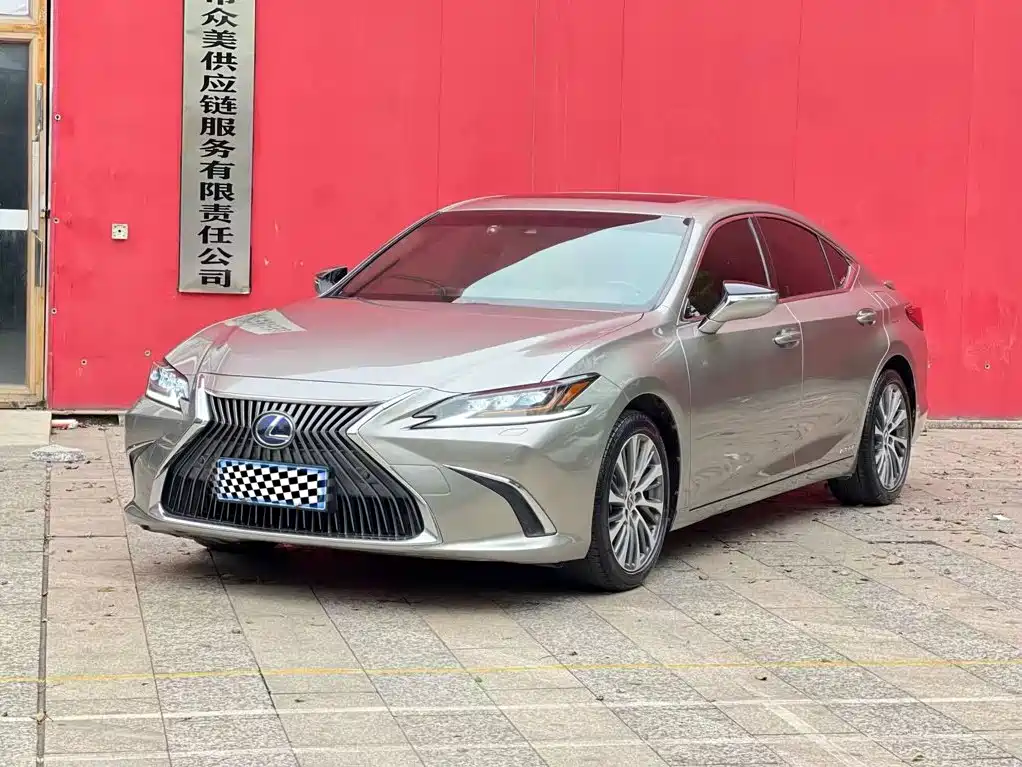 Lexus ES — миниатюра 3