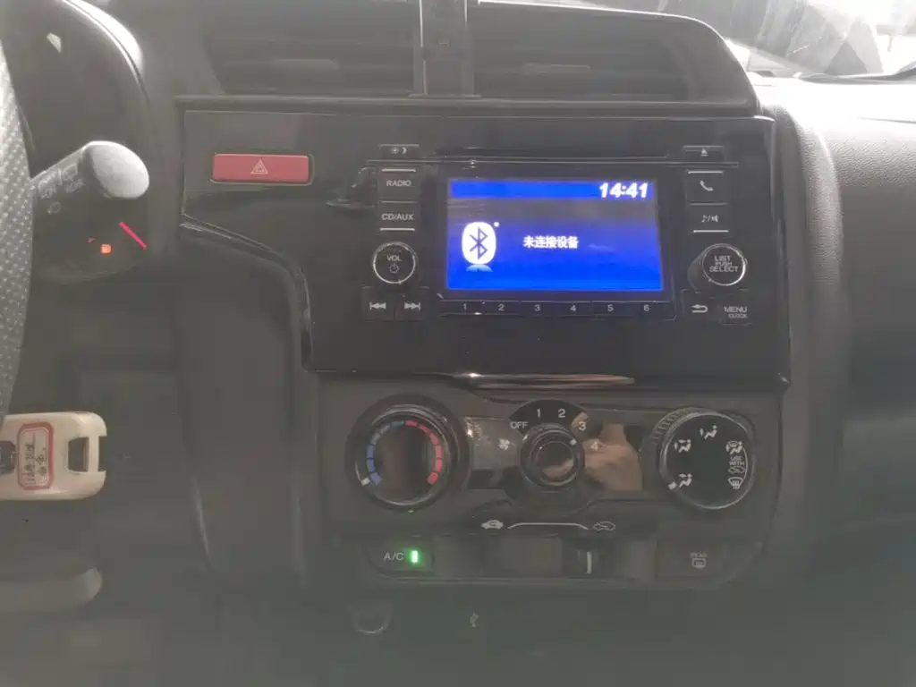 Honda Fit — миниатюра 13
