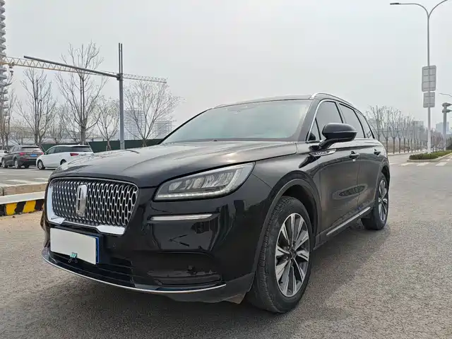 Lincoln Corsair