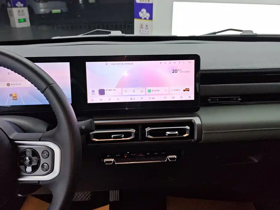 Baojun Yueye — миниатюра 13