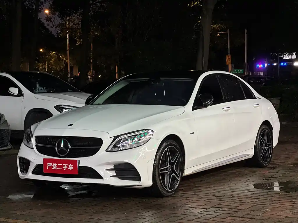 Mercedes-Benz C-Class 2021