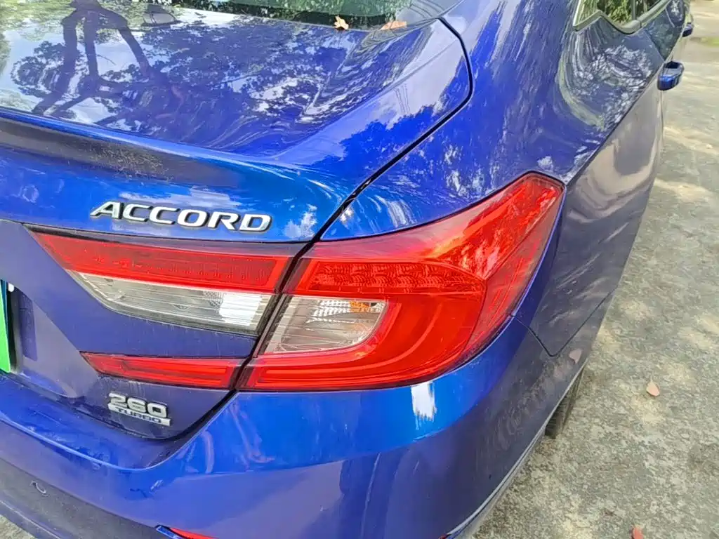 Honda Accord — миниатюра 8