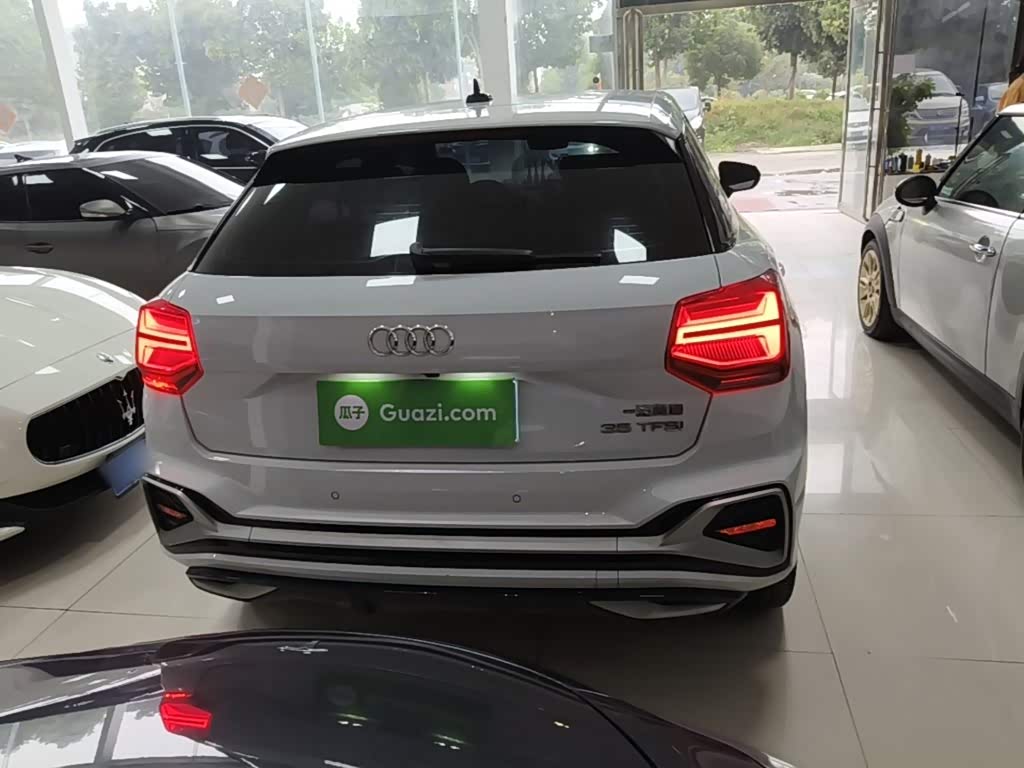 Audi Q2L 1.4 л 2023 г. Белый, пробег 28500 км