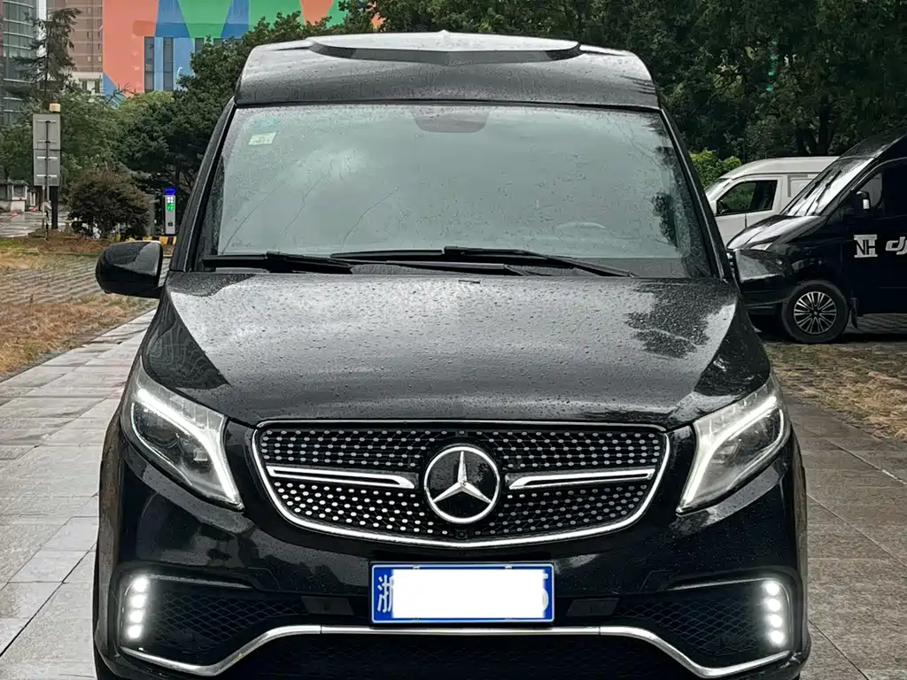 Mercedes-Benz Vito — миниатюра 2