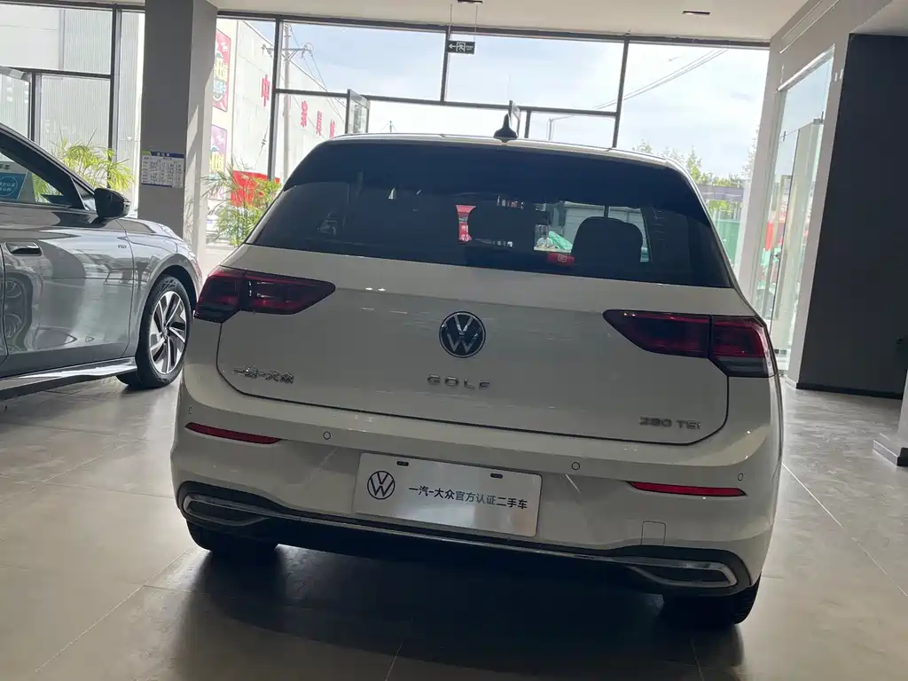 Volkswagen Golf — миниатюра 14