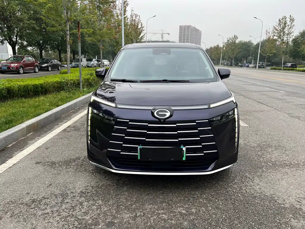 GAC Motor Trumpchi E8 PHEV — миниатюра 2