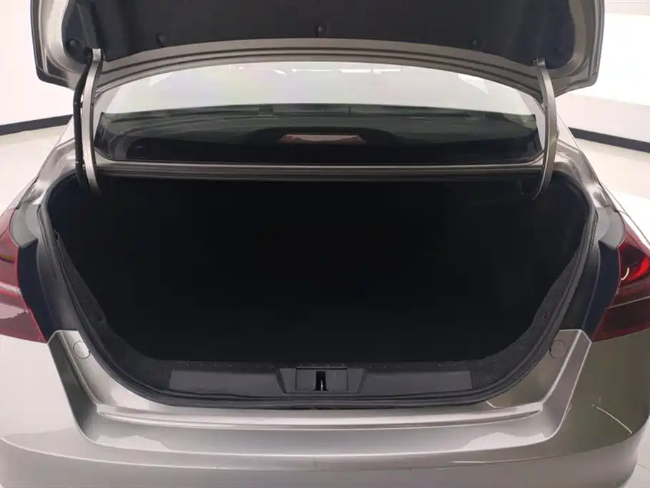 GEELY AUTOMOBILE EMGRAND