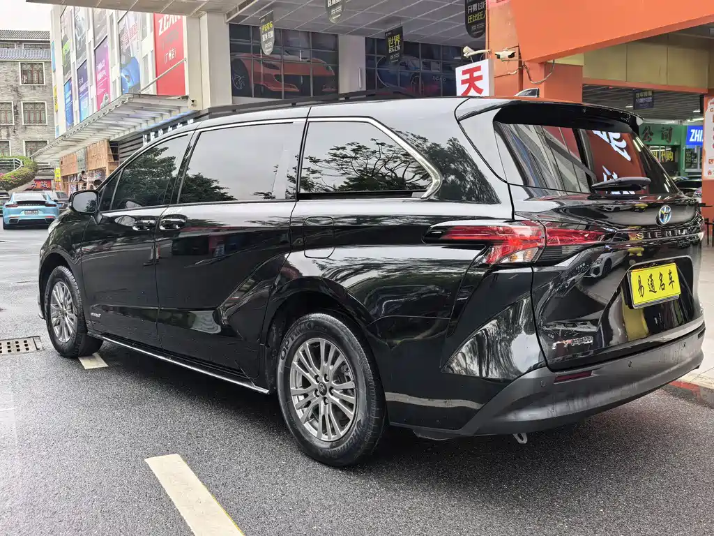 Toyota Sienna 2021 2.5L Comfort