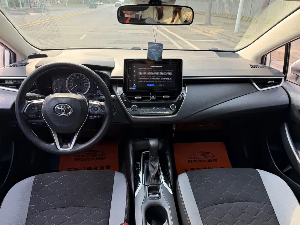 Toyota Corolla — миниатюра 9